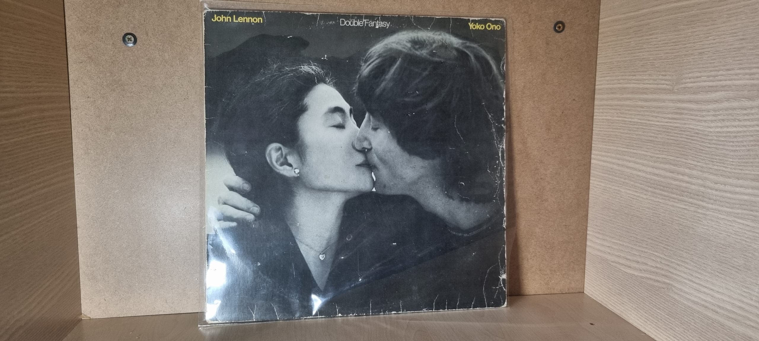 John e Yoko — Double Fantasy, foto do exemplar anunciado