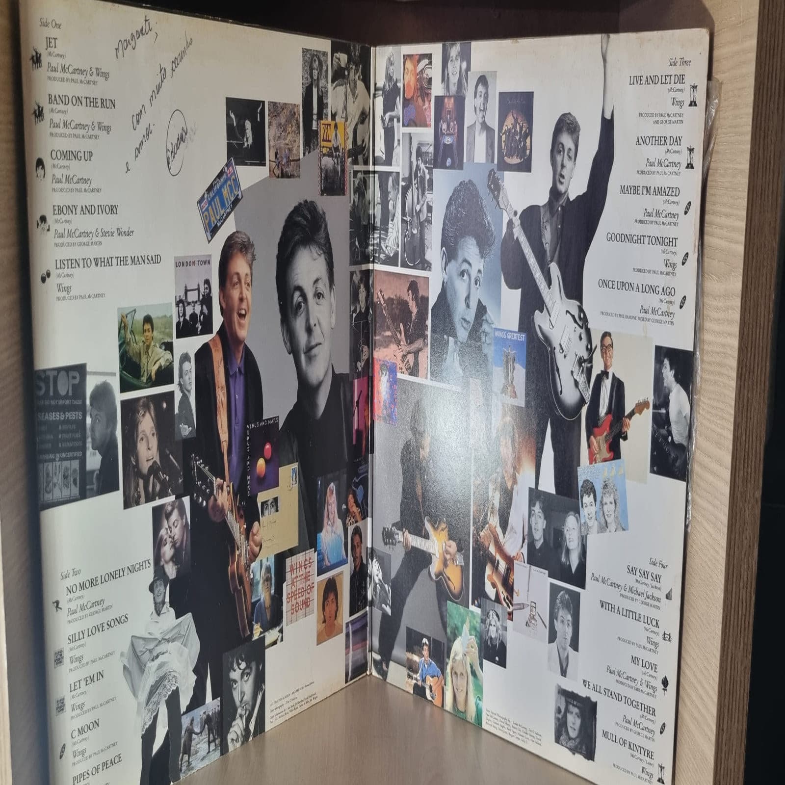 Encarte de Paul McCartney — all the best!