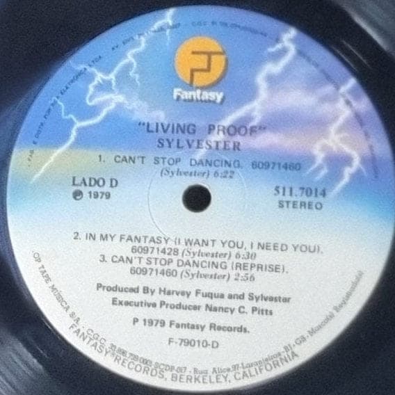 Etiqueta central de Sylvester — Living Proof
