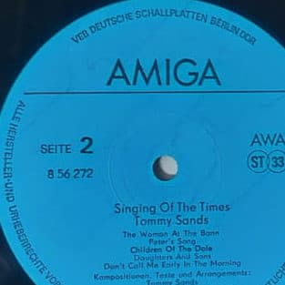 Capa de Tommy Sands — Singing of the Times
