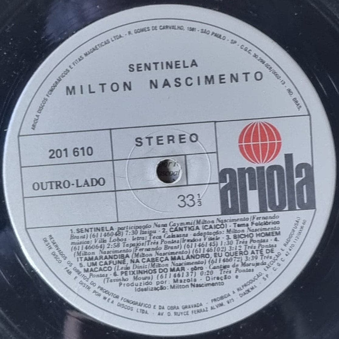 Etiqueta central de Milton Nascimento — SENTINELA