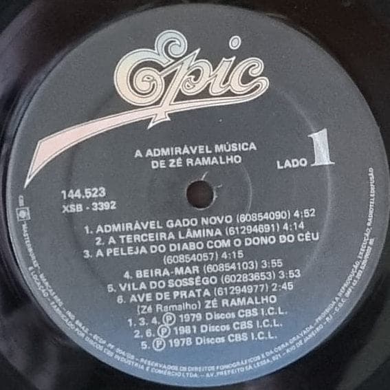 Capa de ZÉ RAMALHO — A ADMIRÁVEL MÚSICA DE ZÉ RAMALHO