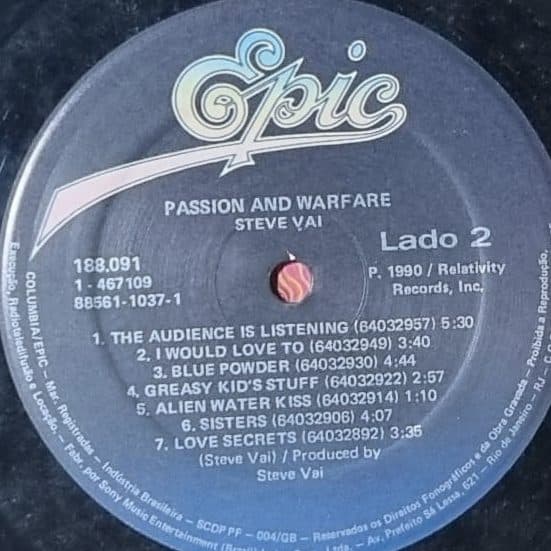 Etiqueta central — Passion And Warfare