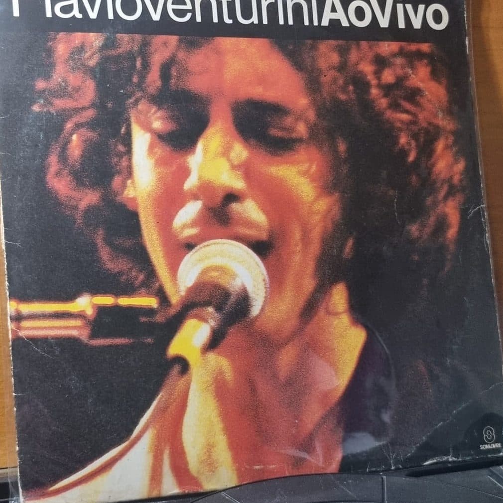 Capa de Flávio Venturini Ao Vivo, de Flávio Venturini