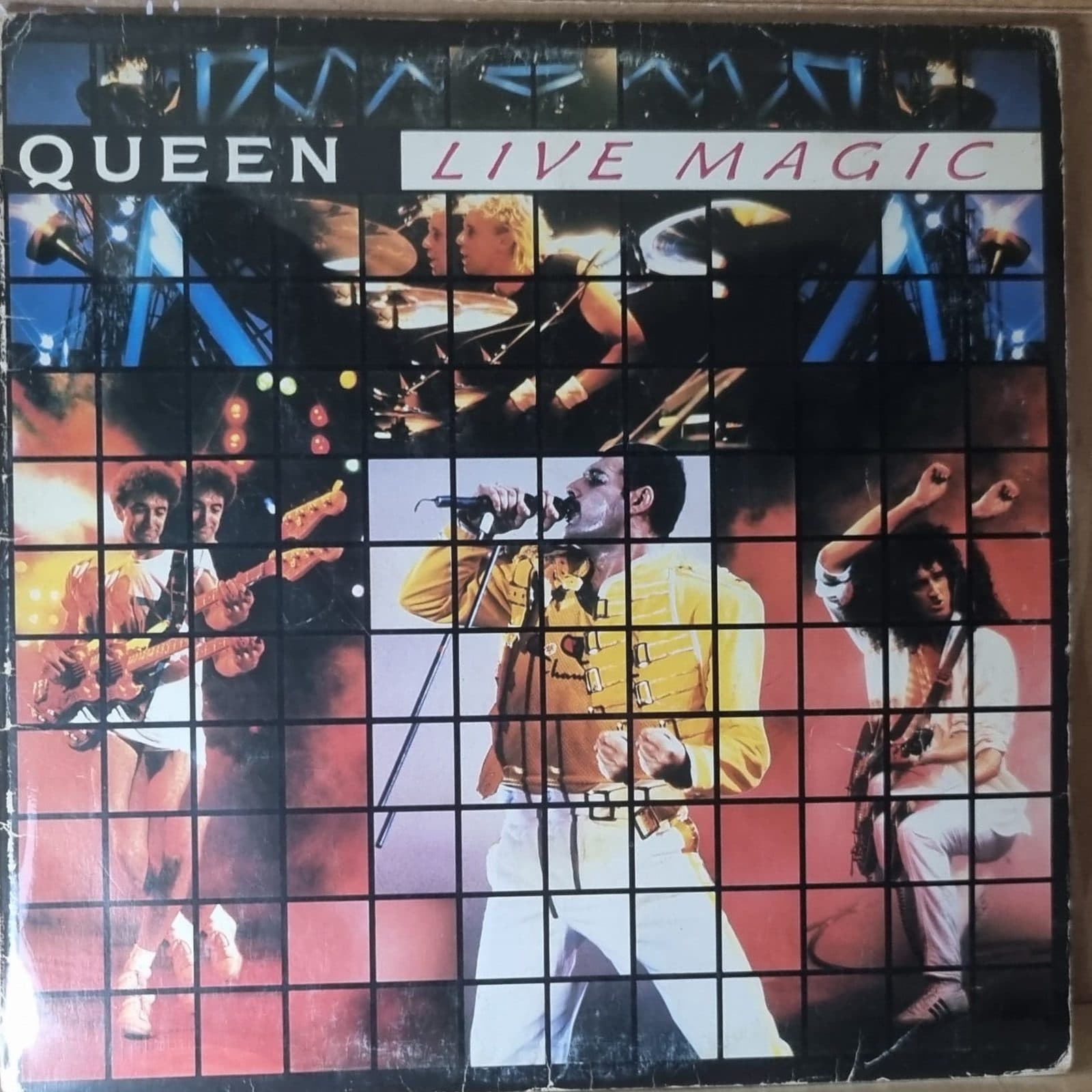 Capa de Live Magic, de Queen